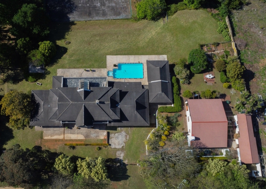 8 Bedroom Property for Sale in Colleen Glen Eastern Cape